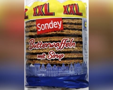 XXL Sondey — вафли с маслом и сиропом