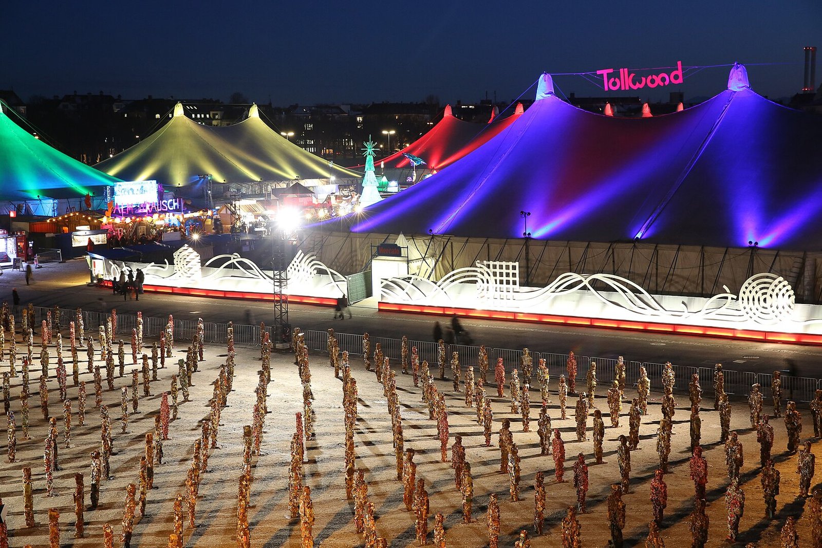Tollwood Winter Festival - Черговий по Мюнхену Tollwood Winter Festival