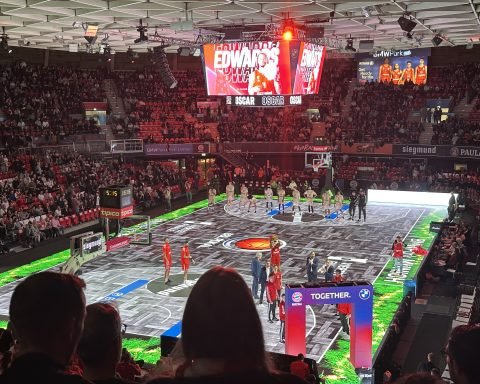 Баскетбол BMW Arena