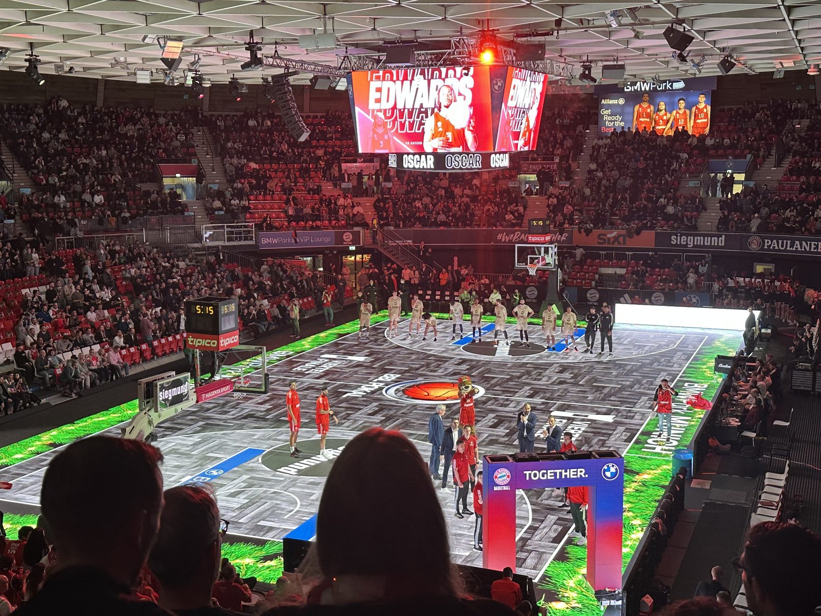 Баскетбол BMW Arena - Дежурный по Мюнхену Баскетбол BMW Arena